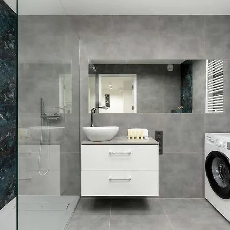 Eleganckie I Stylowe Z Balkonem W Sosnowcu By Renters